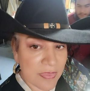 Meet your Posher, Irma